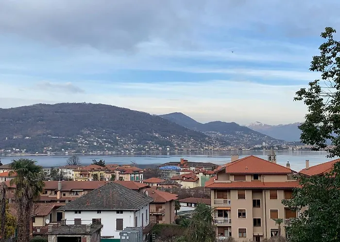 Apartment In Baveno With Lake Maggiore Views
